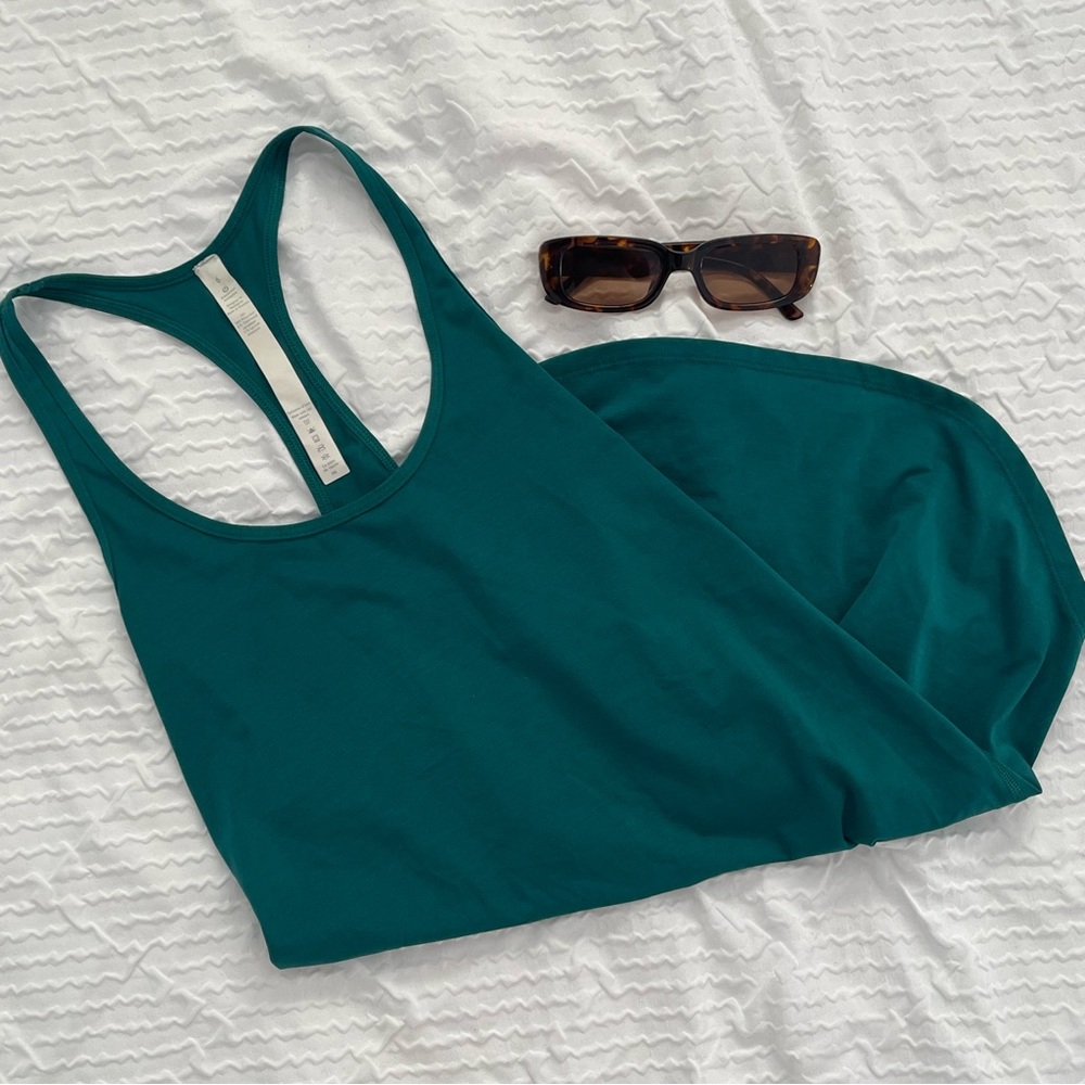 ★ SOLD ★ Lululemon Swifty Top Racerback Tank Top in Teal Green Size 6